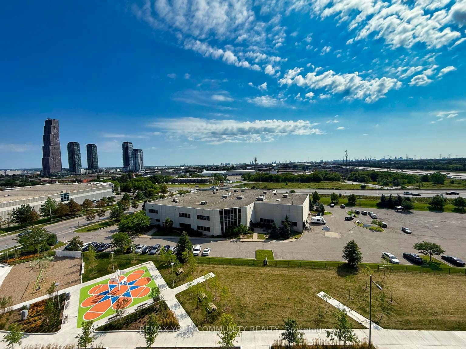 917-60 Honeycrisp Crescent, Vaughan, ON, L4K 0N5 - 31