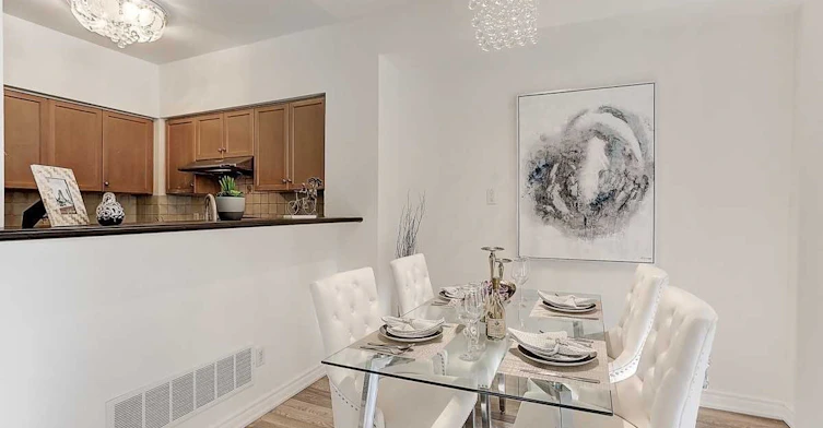 5-21 St Moritz Way, Markham, ON, L3R 4G4 - 3