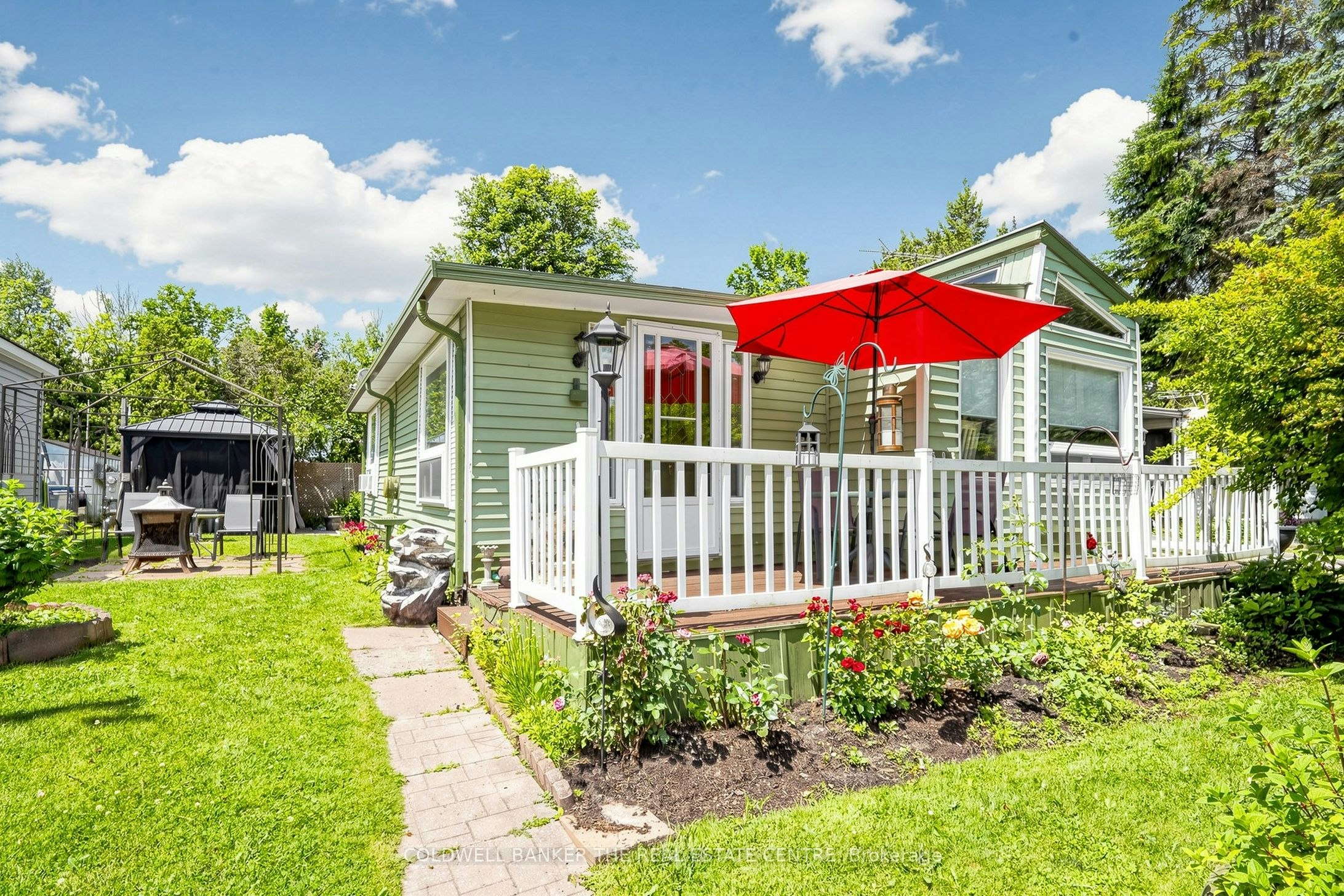 308-285 Crydermans Side Road, East Gwillimbury, ON, L0E 1A0
