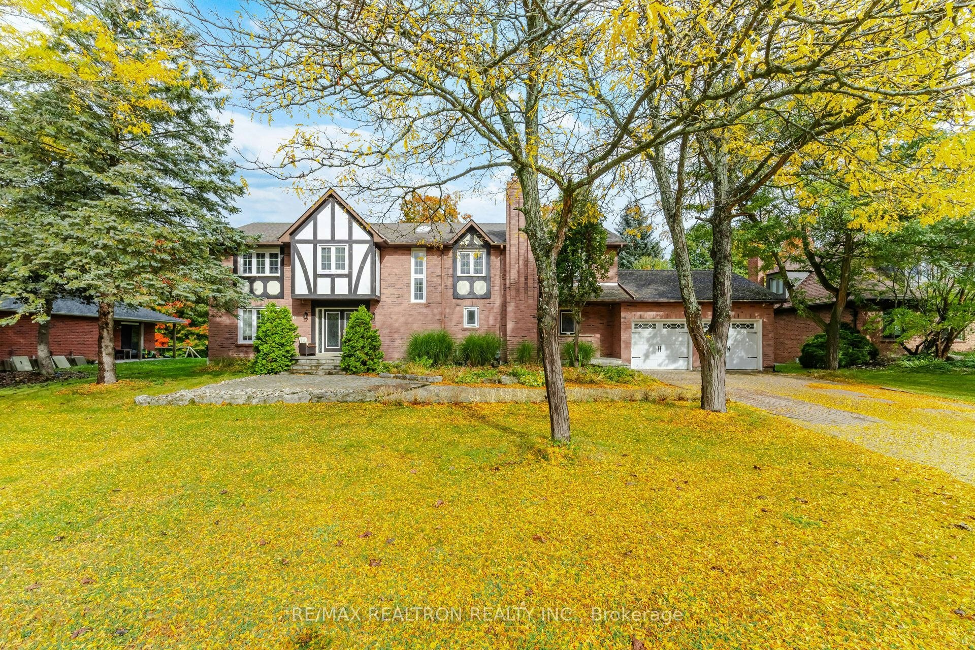 80 East Humber Drive, King, ON, L7B 1B6
