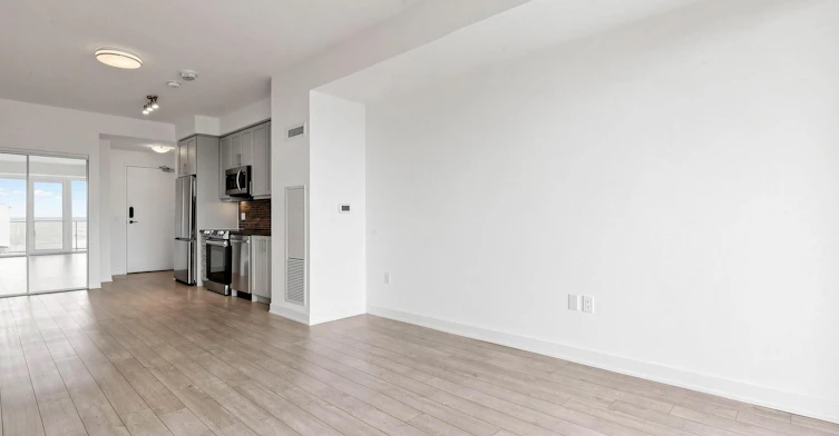 2405-105 Oneida Crescent, Richmond Hill, ON, L4B 0H6 - 8