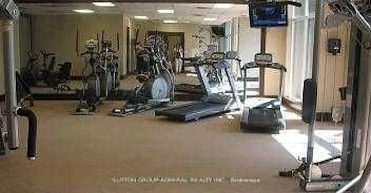 234-18 Harding Boulevard E, Richmond Hill, ON, L4C 0T3 - 4