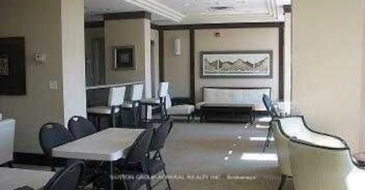 234-18 Harding Boulevard E, Richmond Hill, ON, L4C 0T3 - 5