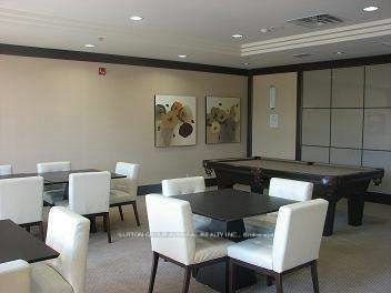234-18 Harding Boulevard E, Richmond Hill, ON, L4C 0T3 - 3