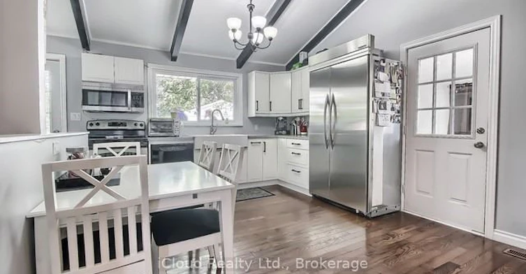 172 Silas Boulevard, Georgina, ON, L4P 2K3 - 9