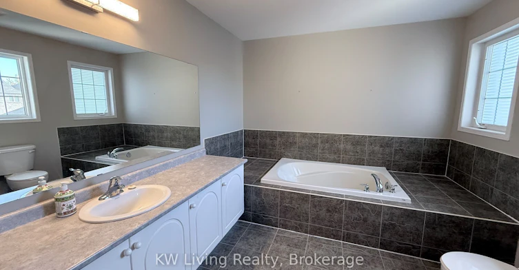 39 Oakmoor Lane, Markham, ON, L6B 0P1 - 9