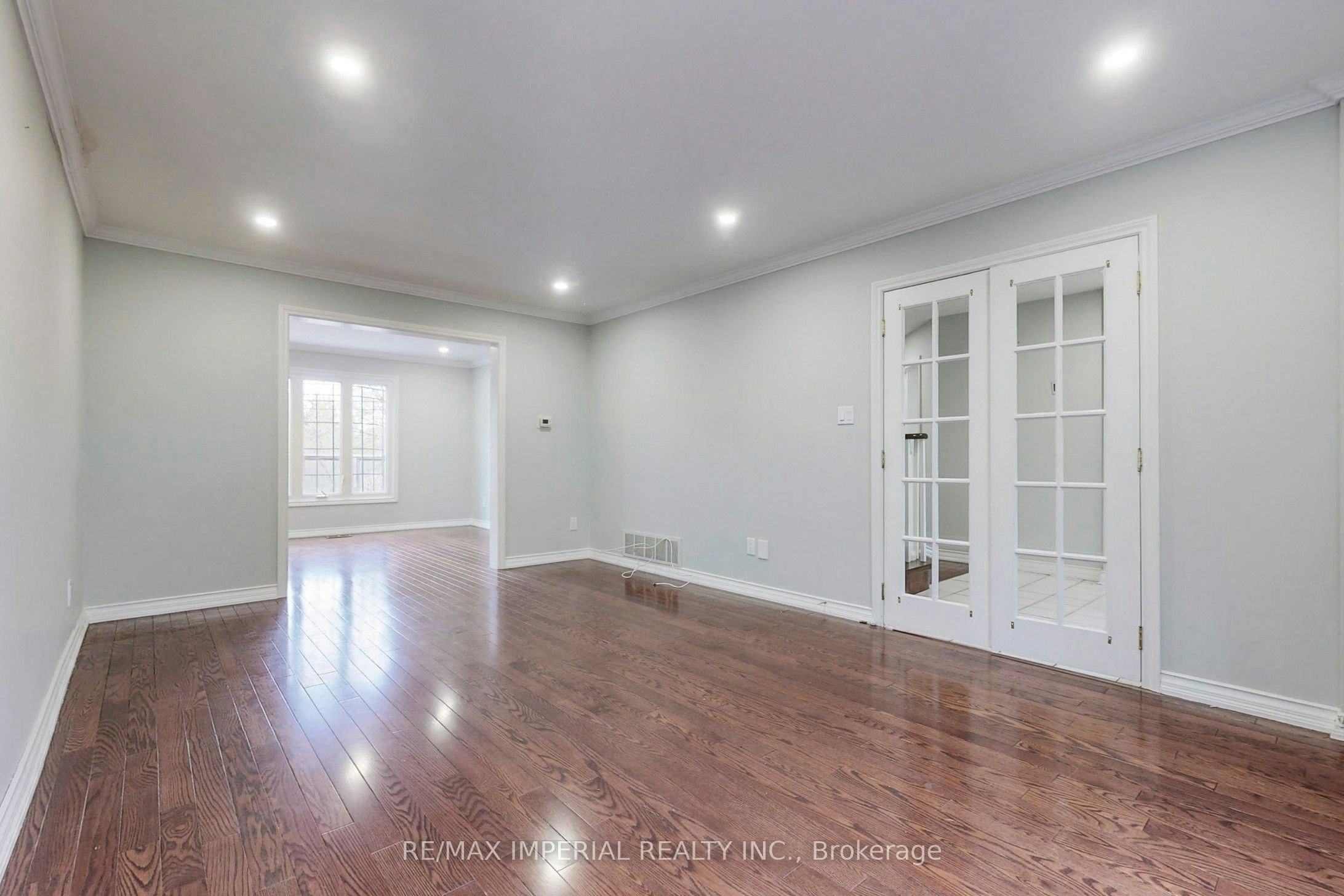 2 Craigleith Crescent, Richmond Hill, ON, L4E 2L5 5