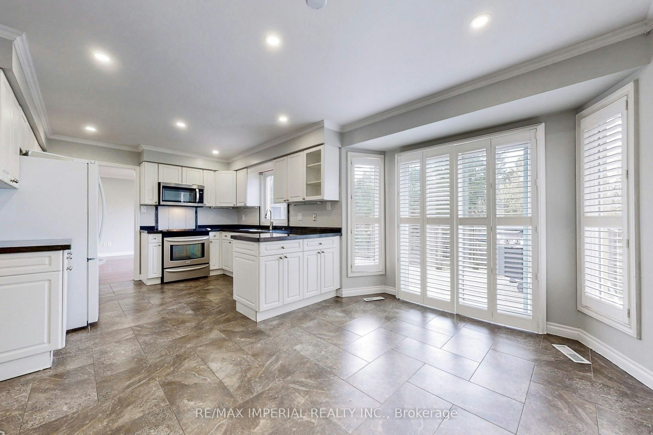 2 Craigleith Crescent, Richmond Hill, ON, L4E 2L5 - 15