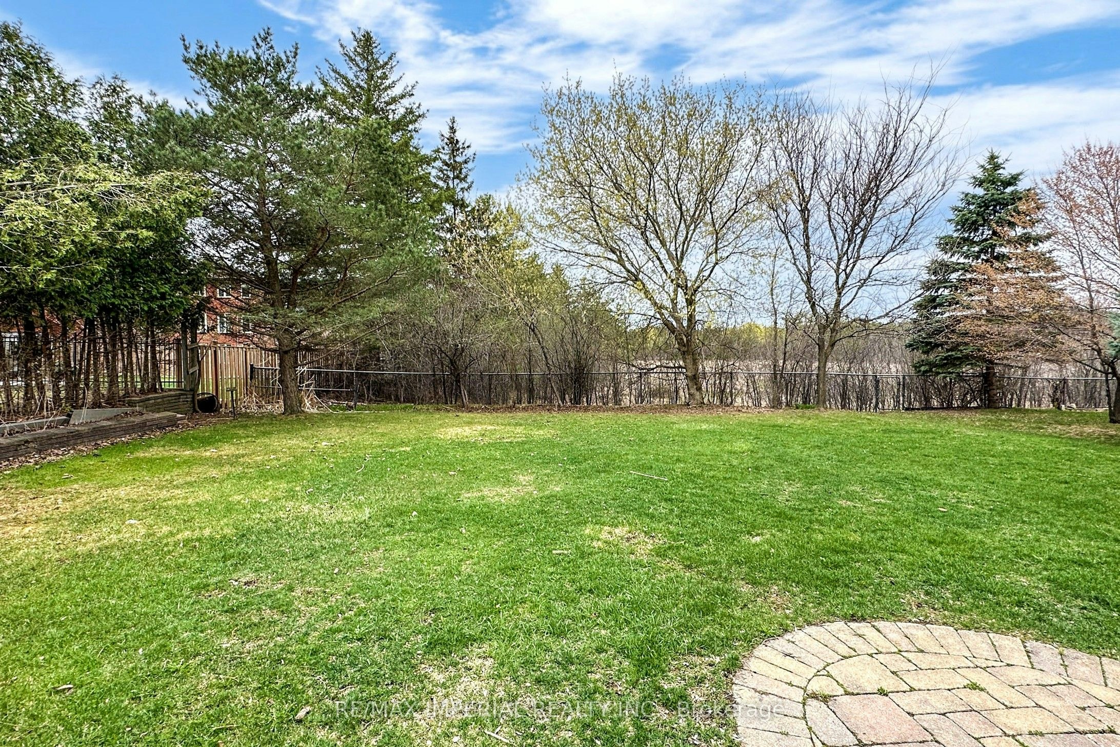2 Craigleith Crescent, Richmond Hill, ON, L4E 2L5 - 40