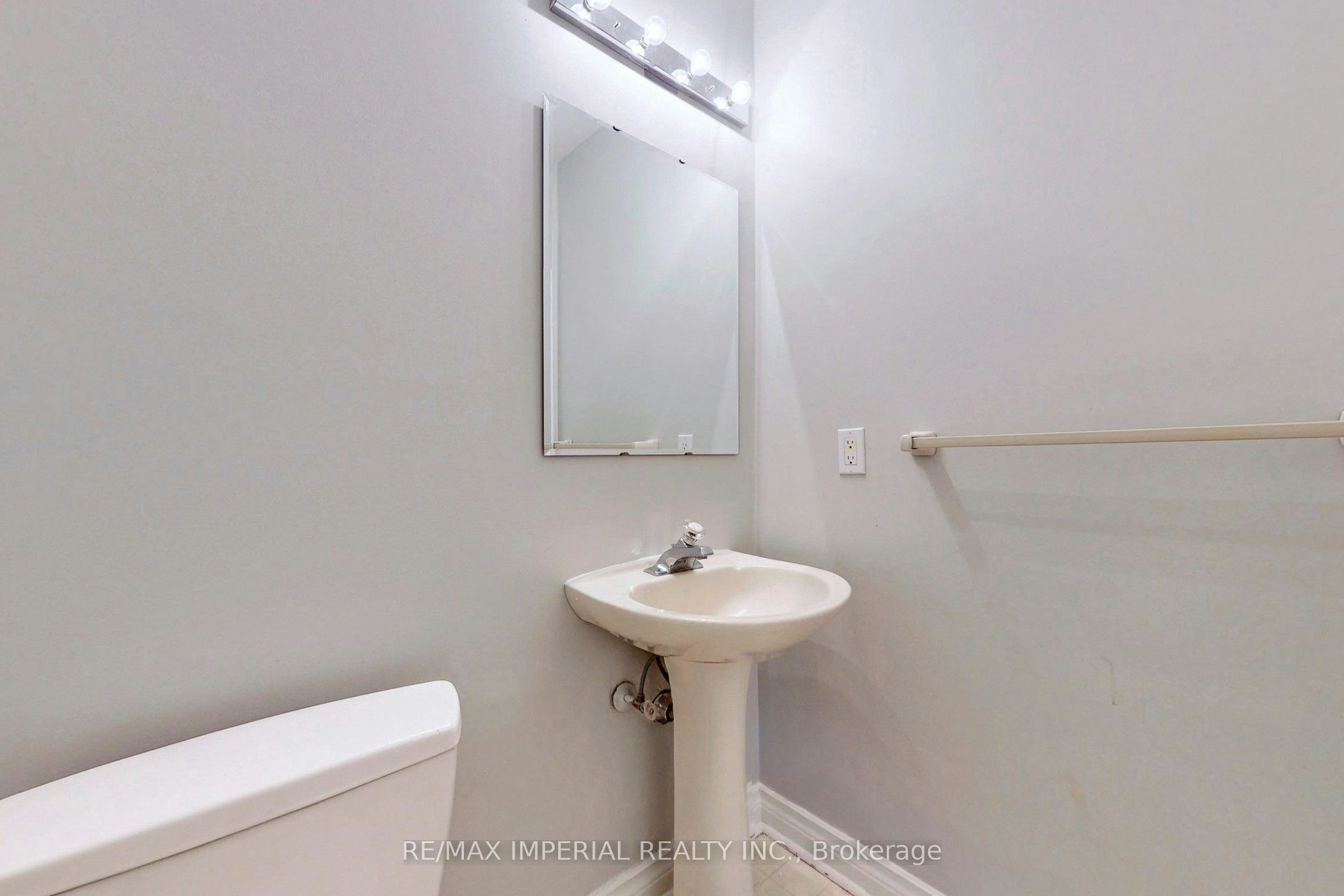 2 Craigleith Crescent, Richmond Hill, ON, L4E 2L5 - 17
