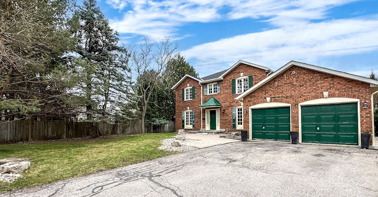 2 Craigleith Crescent, Richmond Hill, ON, L4E 2L5 - 2