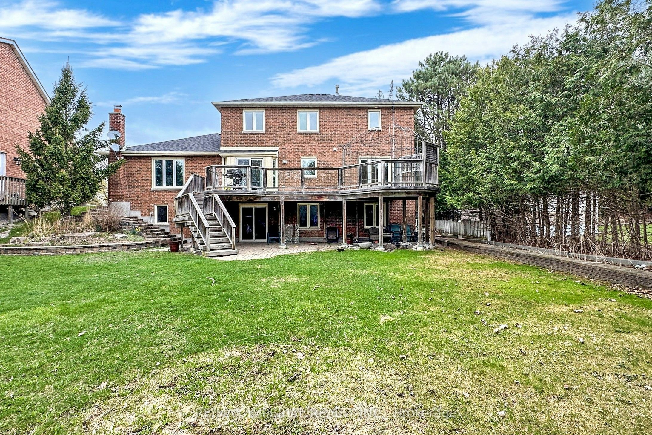 2 Craigleith Crescent, Richmond Hill, ON, L4E 2L5 - 39