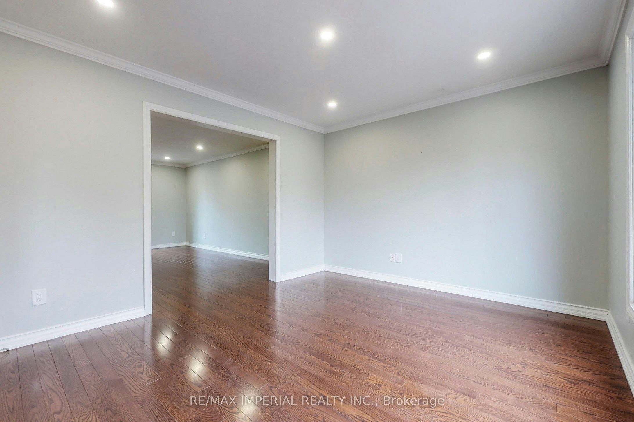 2 Craigleith Crescent, Richmond Hill, ON, L4E 2L5 - 7