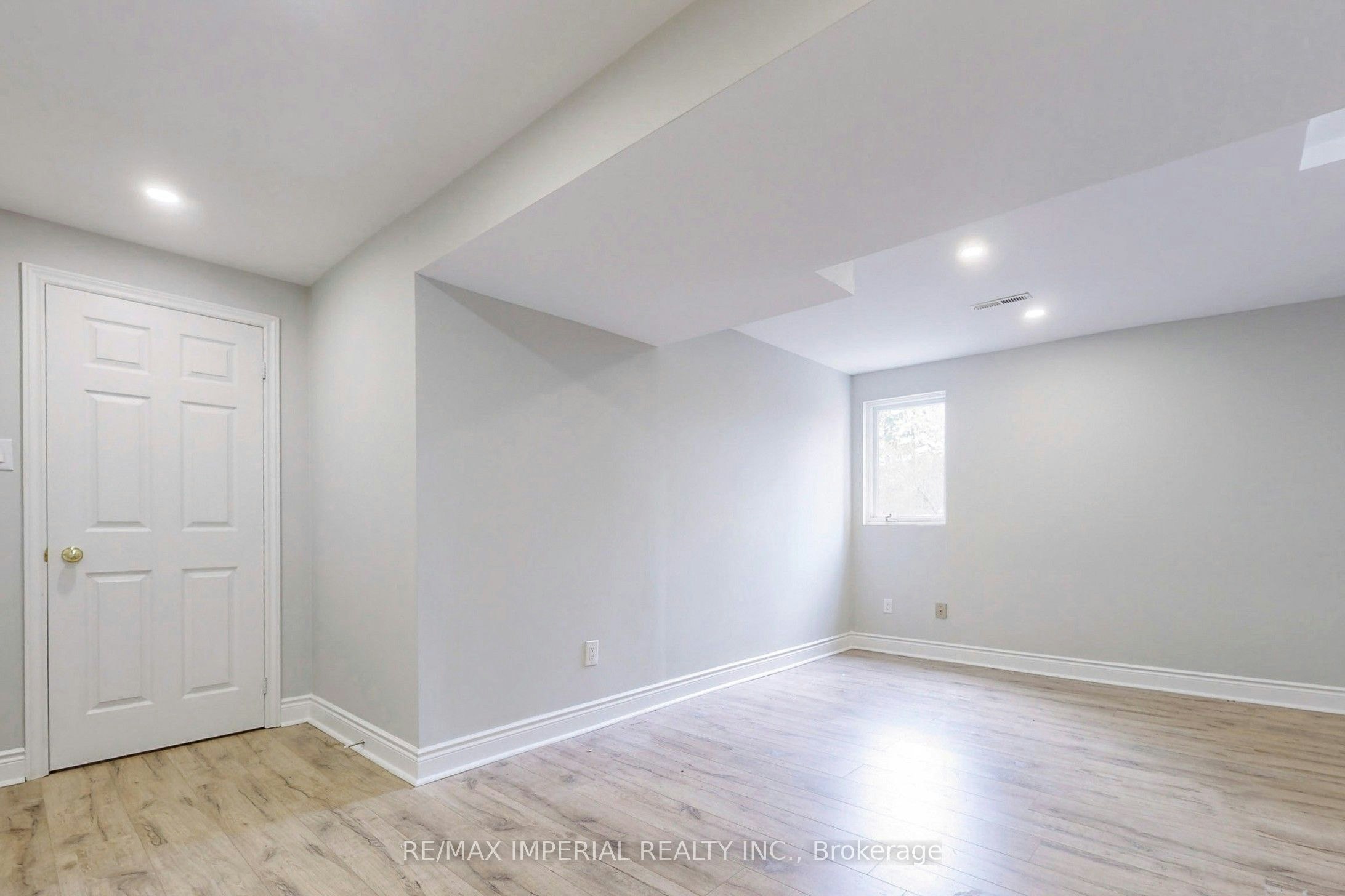 2 Craigleith Crescent, Richmond Hill, ON, L4E 2L5 - 25