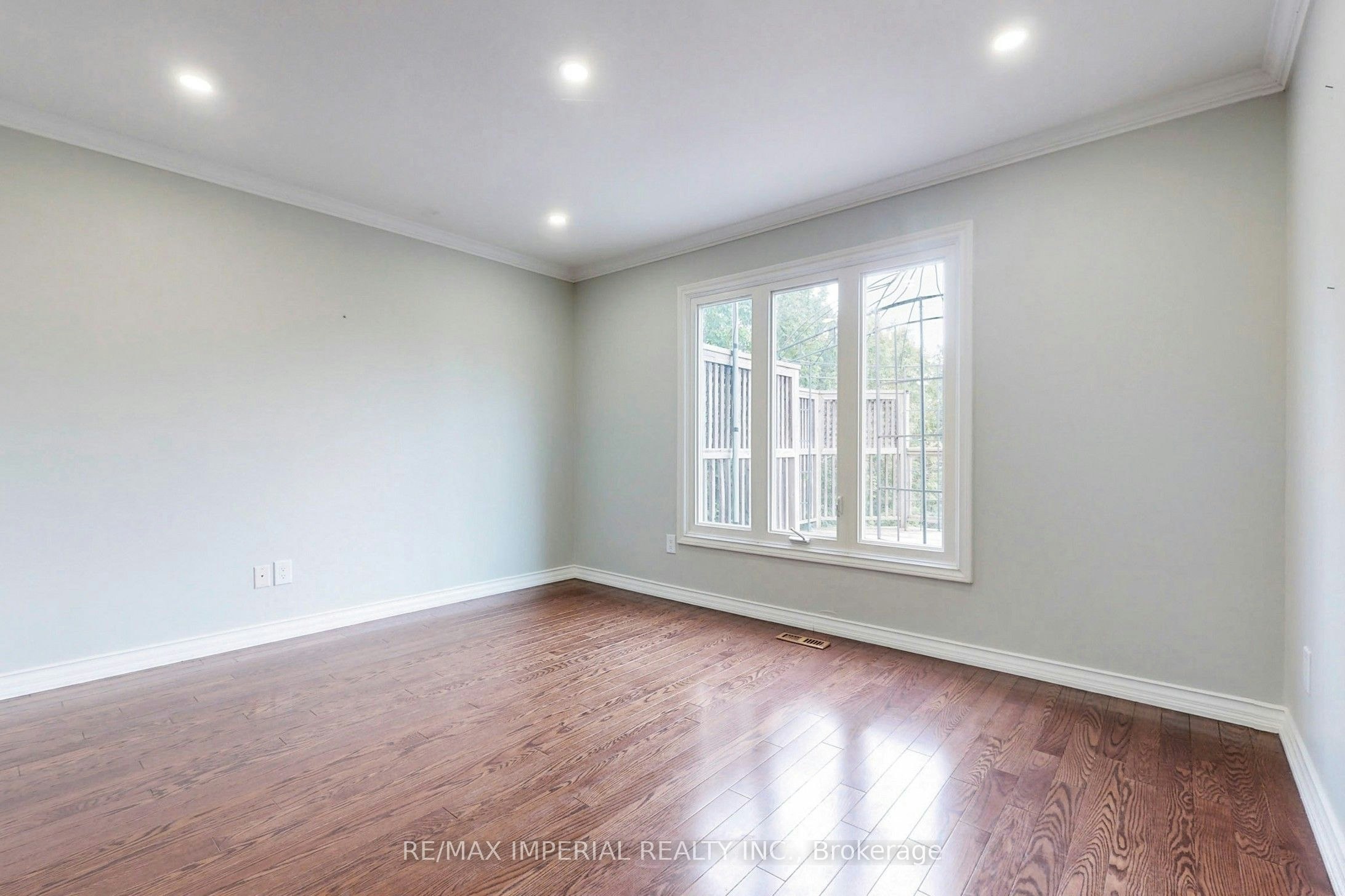 2 Craigleith Crescent, Richmond Hill, ON, L4E 2L5 - 6
