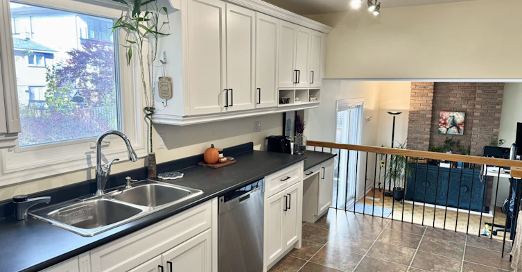 20 Sanderson Crescent, Richmond Hill, ON, L4C 5L4 - 12