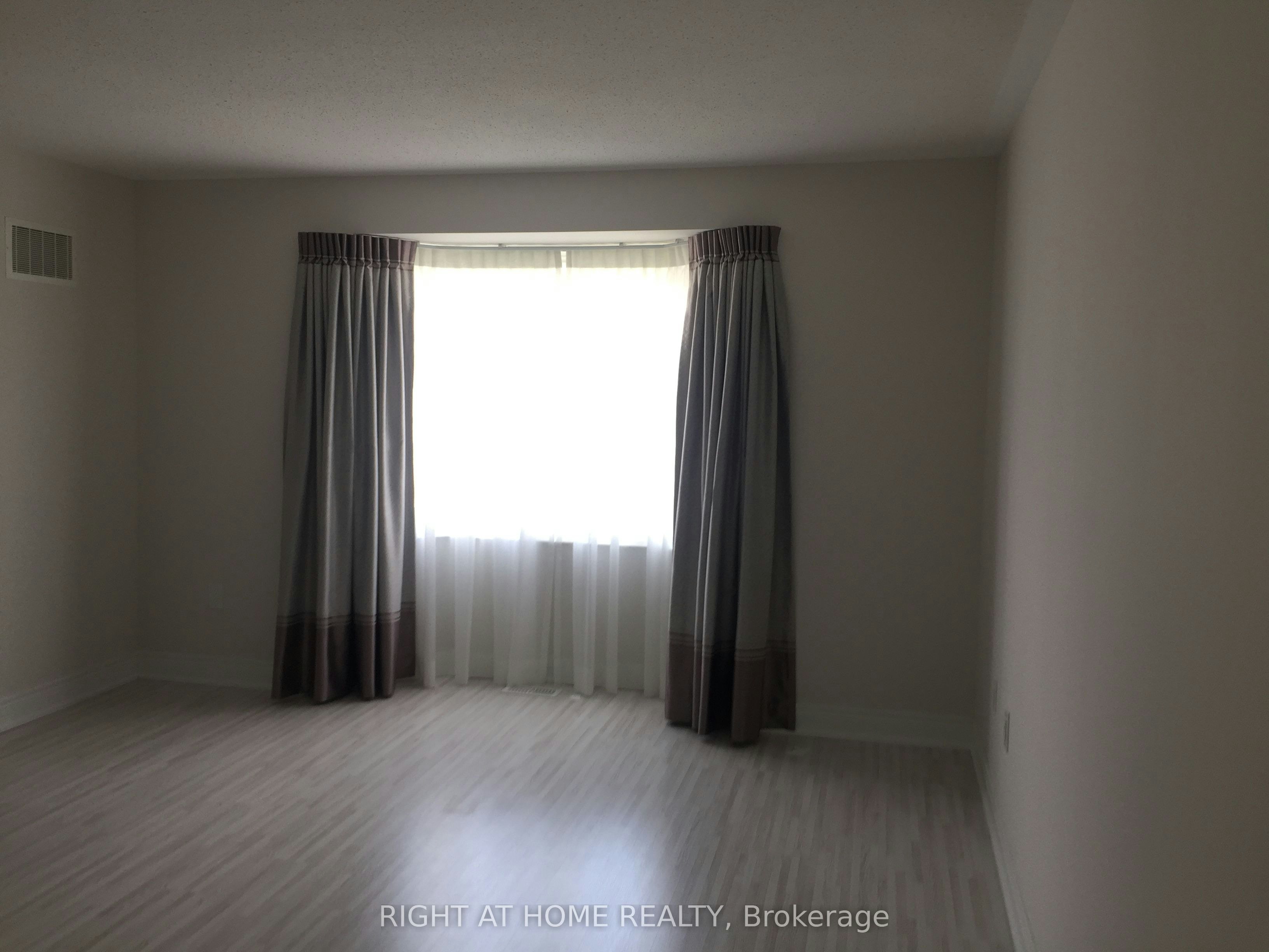 46 Blazing Star Street, East Gwillimbury, ON, L9N 0S2 - 12