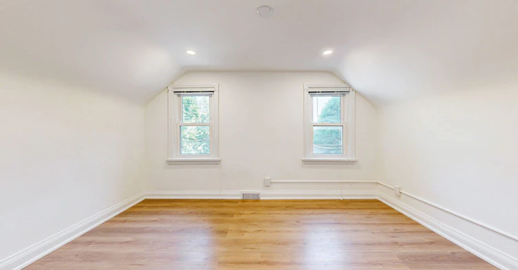 Main & 2nd-83 Lundy's Lane, Newmarket, ON, L3Y 3R9 - 20