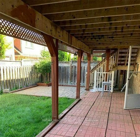50 Earl Stewart Drive, Aurora, ON, L4G 7P4 - 12