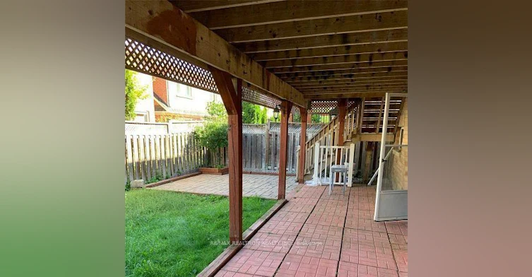 50 Earl Stewart Drive, Aurora, ON, L4G 7P4 - 12