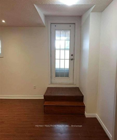 50 Earl Stewart Drive, Aurora, ON, L4G 7P4 - 3