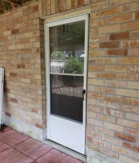 50 Earl Stewart Drive, Aurora, ON, L4G 7P4 - 11