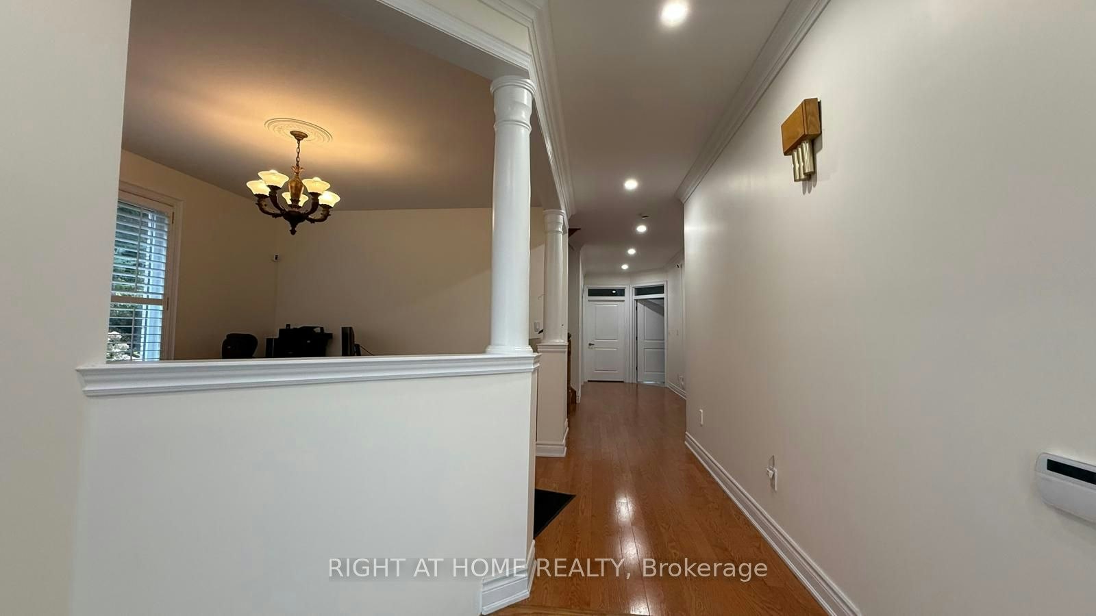 96 Bradgate Drive, Markham, ON, L3T 7M3 - 2