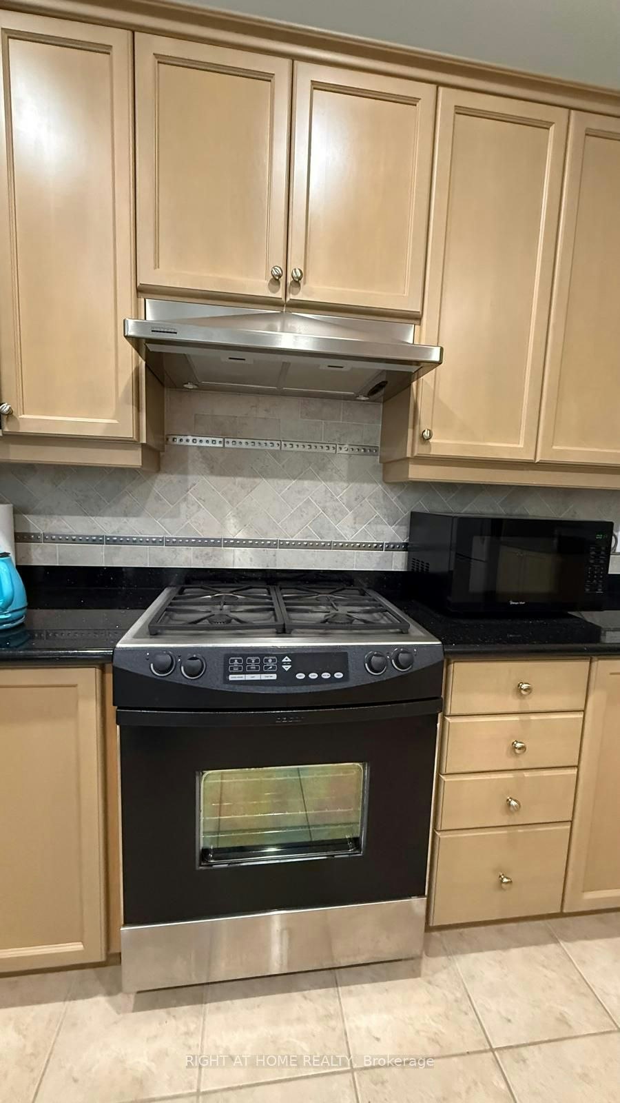 96 Bradgate Drive, Markham, ON, L3T 7M3 - 7