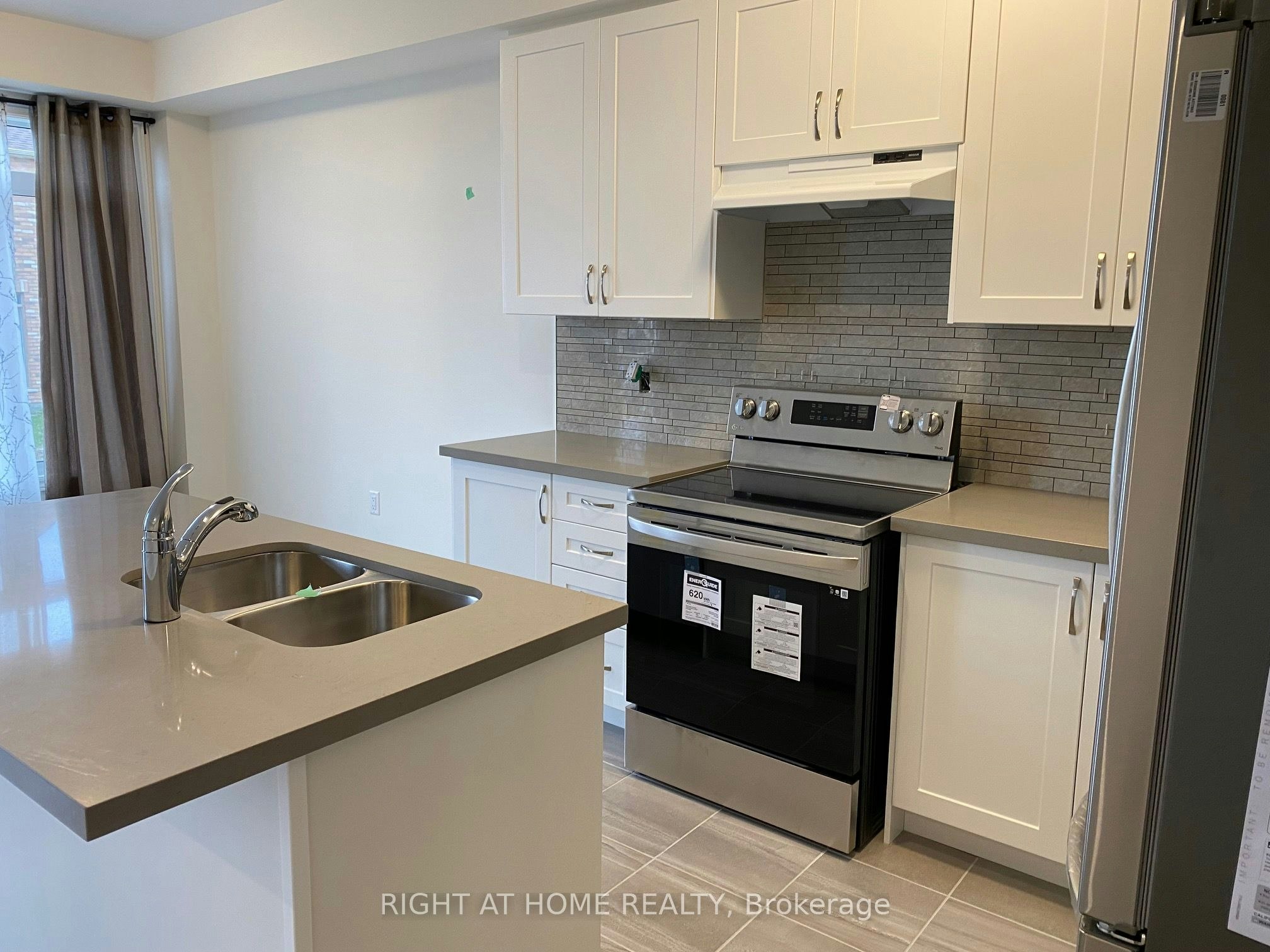 2250 Grainger Loop N/A, Innisfil, ON, L9S 0N1 - 3