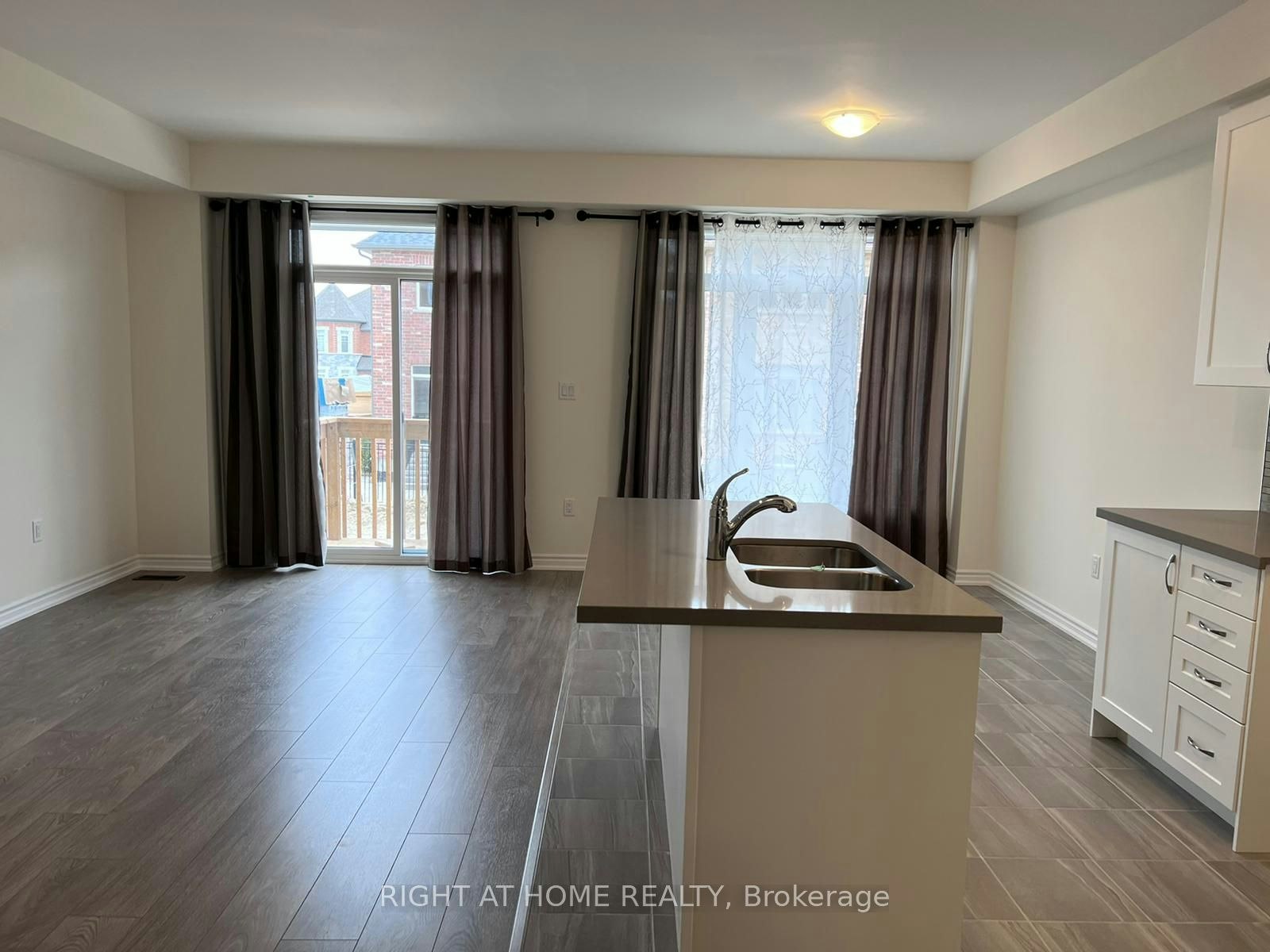 2250 Grainger Loop N/A, Innisfil, ON, L9S 0N1 - 5