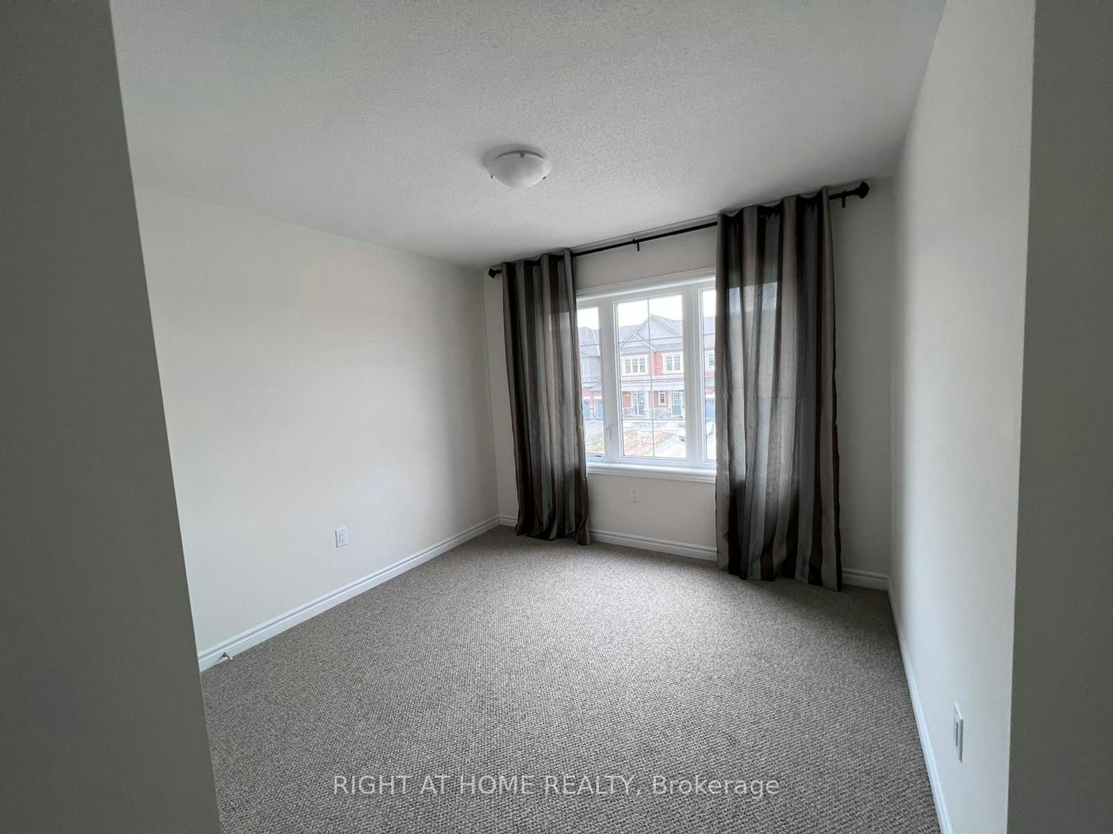 2250 Grainger Loop N/A, Innisfil, ON, L9S 0N1 - 6
