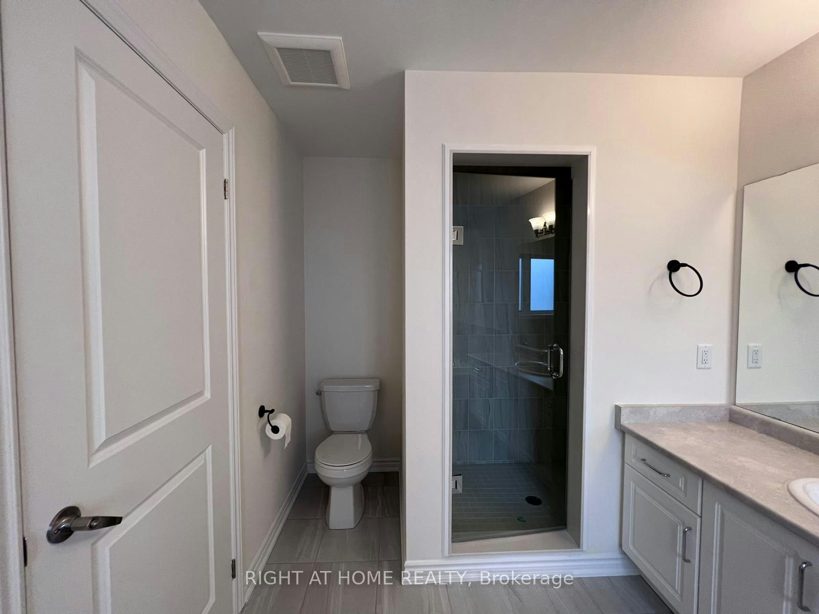 2250 Grainger Loop N/A, Innisfil, ON, L9S 0N1 - 13