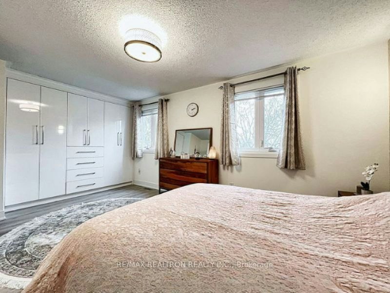 9 Checker Court, Vaughan, ON, L4J 5X4 - 16