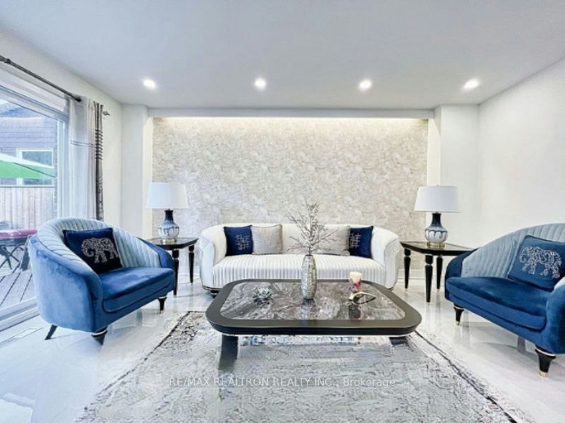 9 Checker Court, Vaughan, ON, L4J 5X4 - 11