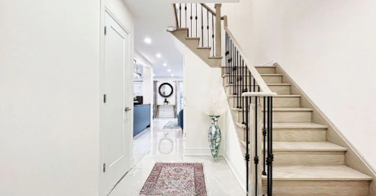 9 Checker Court, Vaughan, ON, L4J 5X4 - 3
