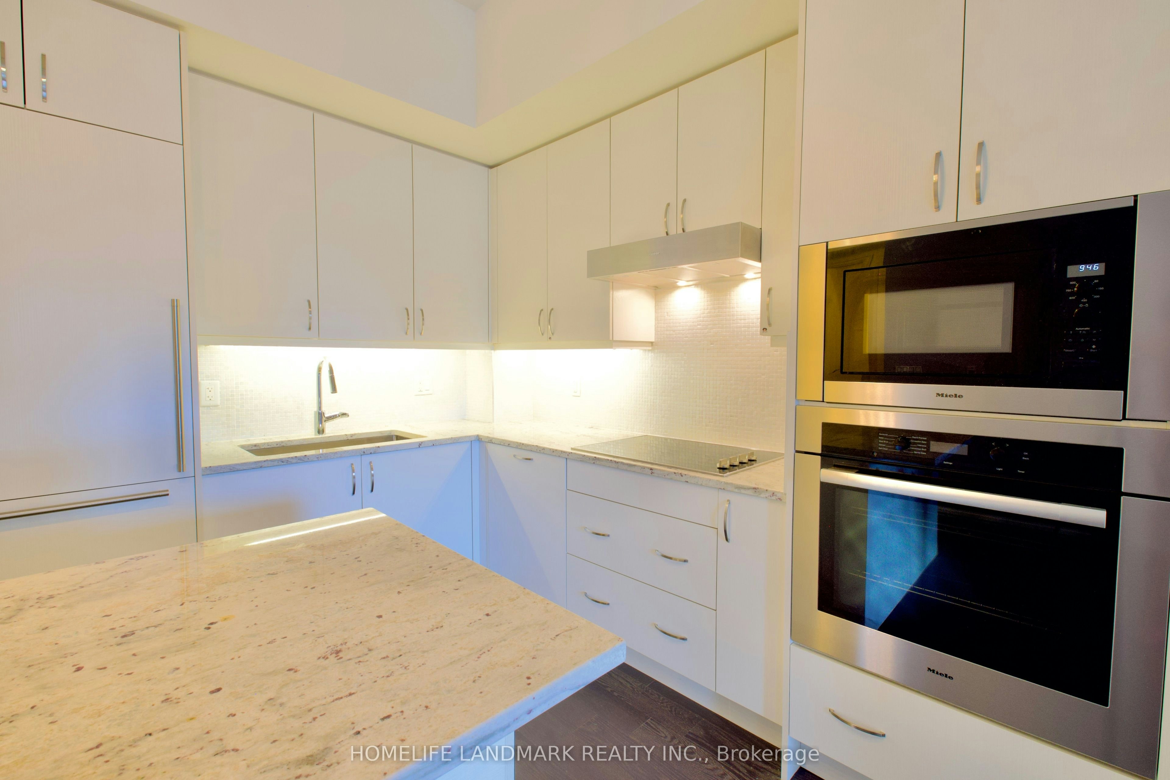 232-20 Fred Varley Drive, Markham, ON, L3R 1S4 - 6