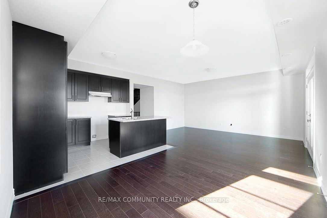 B-101 Luzon Avenue, Markham, ON, L6B 1N8 - 6