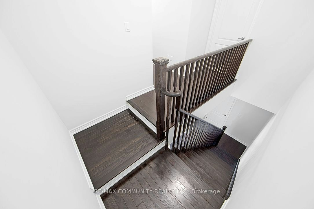 B-101 Luzon Avenue, Markham, ON, L6B 1N8 - 11