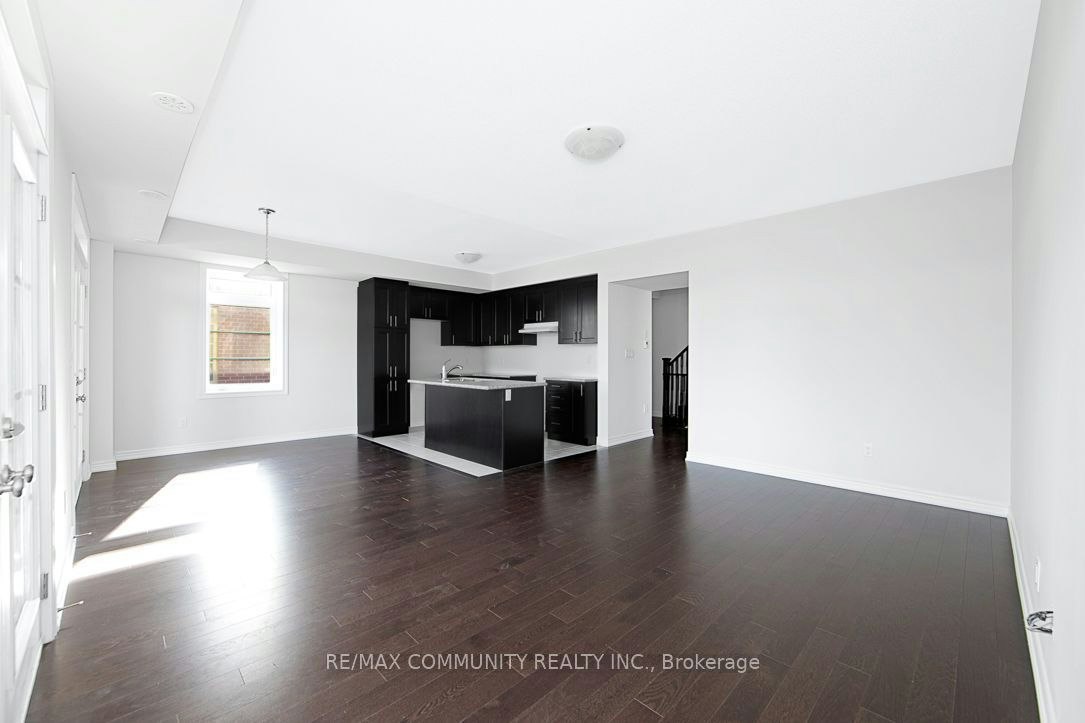 B-101 Luzon Avenue, Markham, ON, L6B 1N8 - 5
