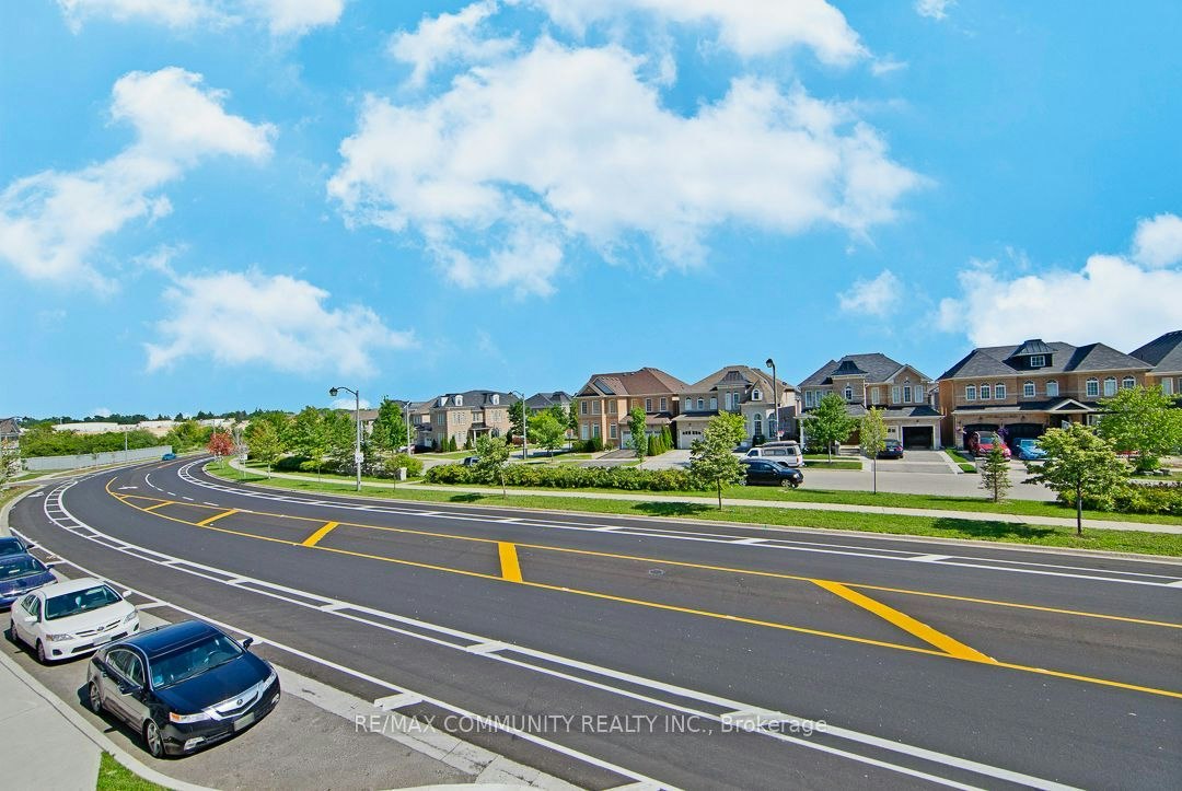 B-101 Luzon Avenue, Markham, ON, L6B 1N8 - 18