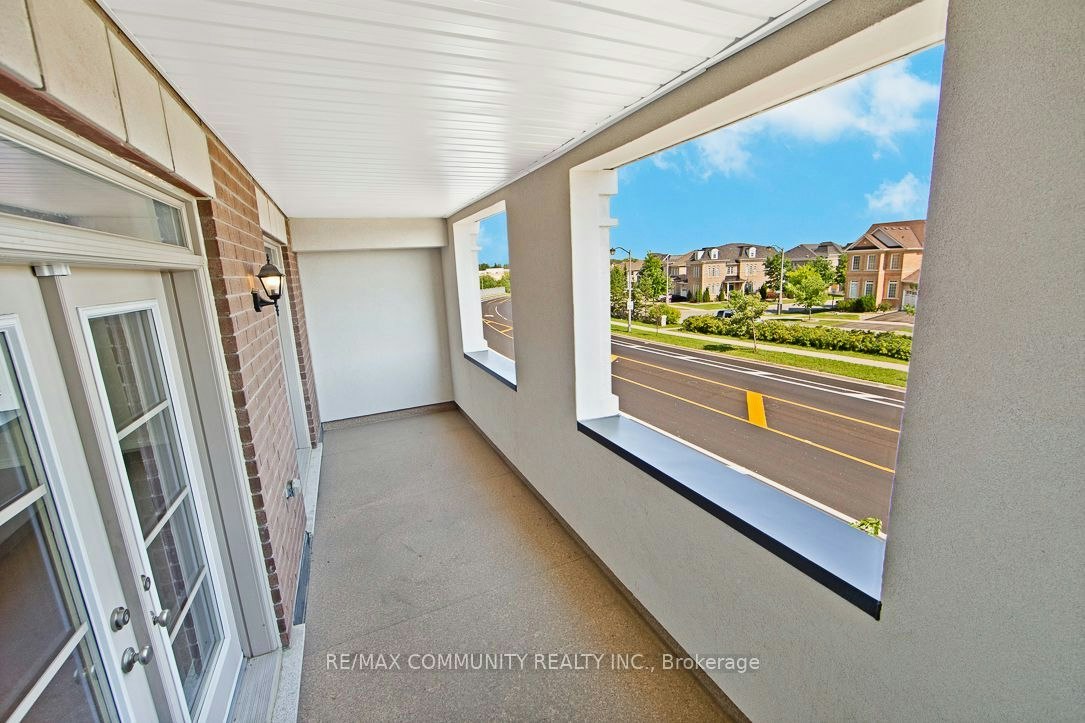 B-101 Luzon Avenue, Markham, ON, L6B 1N8 - 8