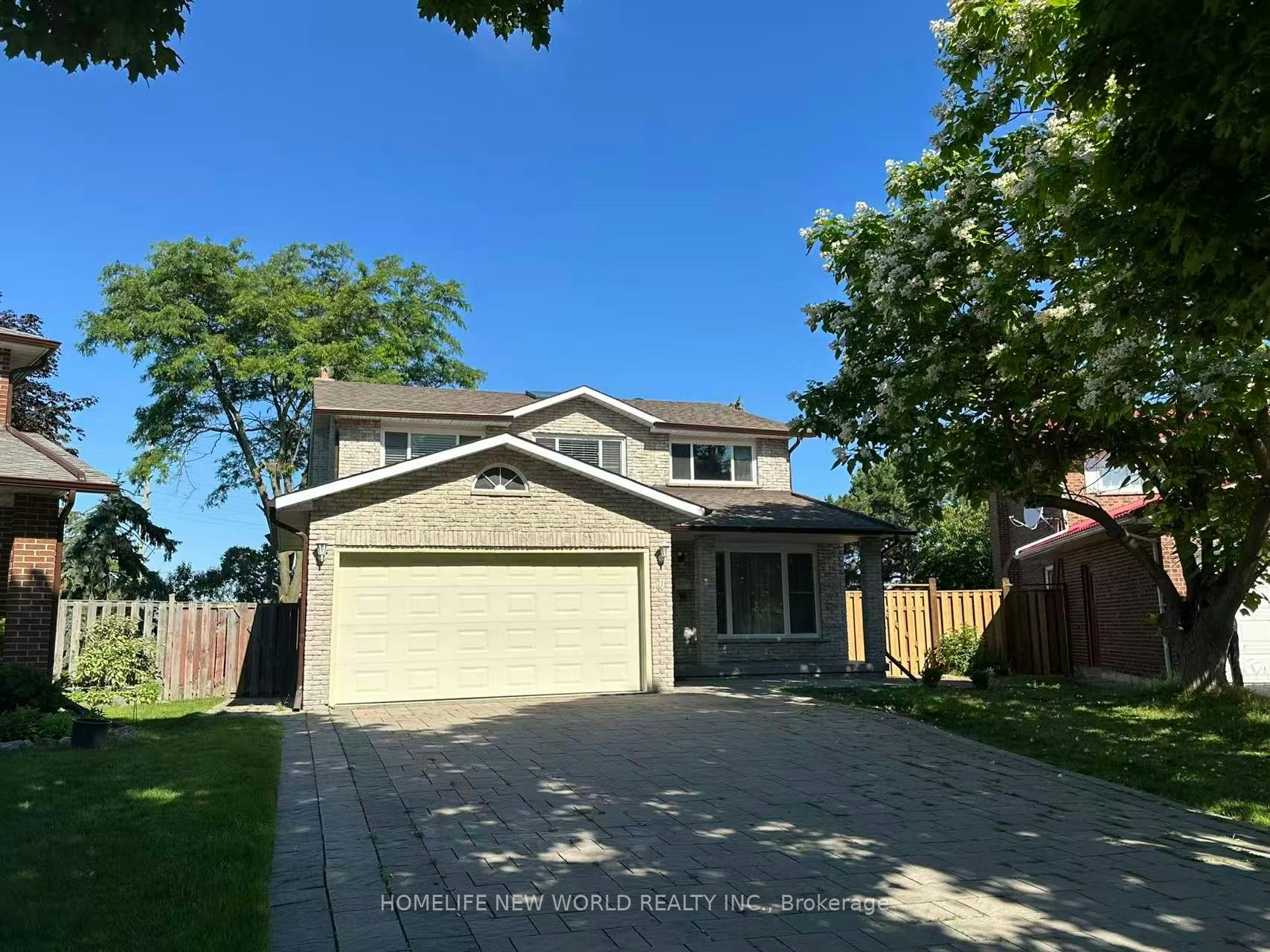 10 Epping Court, Markham, ON, L3R 3H1