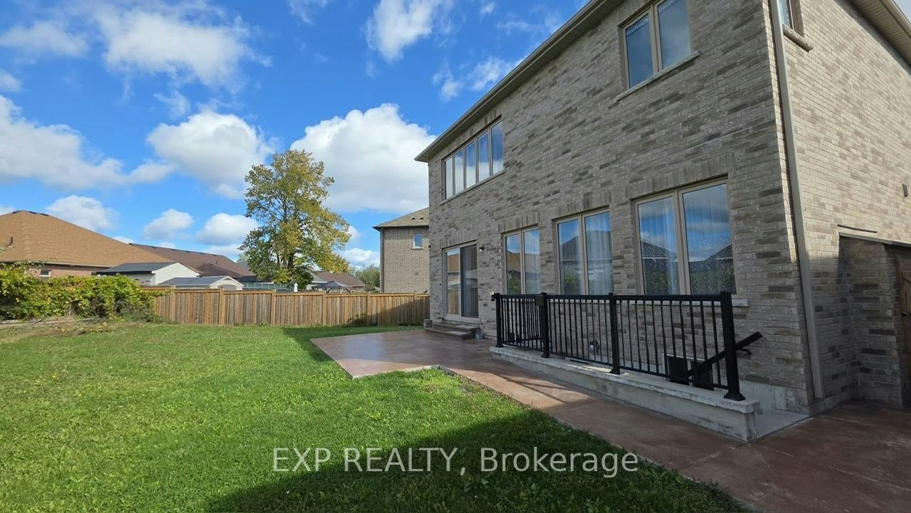 1807 Emberton Way, Innisfil, ON, L9S 0N4 - 17