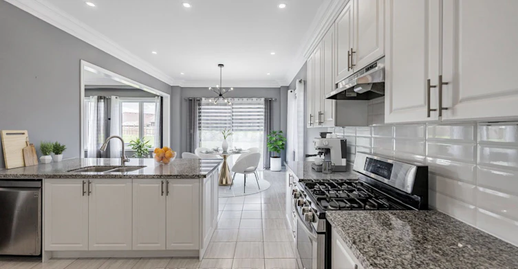 1807 Emberton Way, Innisfil, ON, L9S 0N4 - 8