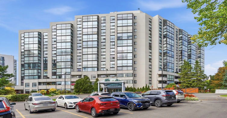 402-20 Harding Boulevard, Richmond Hill, ON, L4C 9S4