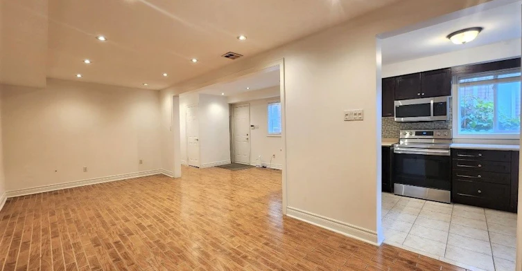 Main-171 Freemont Street, Vaughan, ON, L4K 5H6 - 6