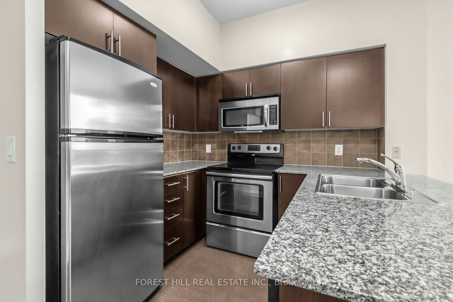 1605-30 North Park Road, Vaughan, ON, L4J 0G6 - 5