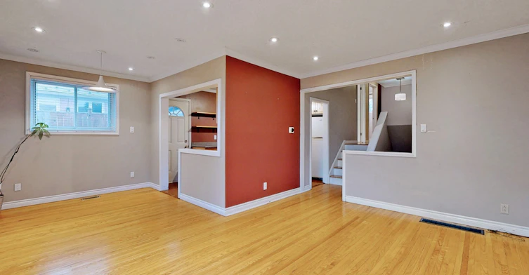 16 Knowles Crescent, Aurora, ON, L4G 1Z7 - 4