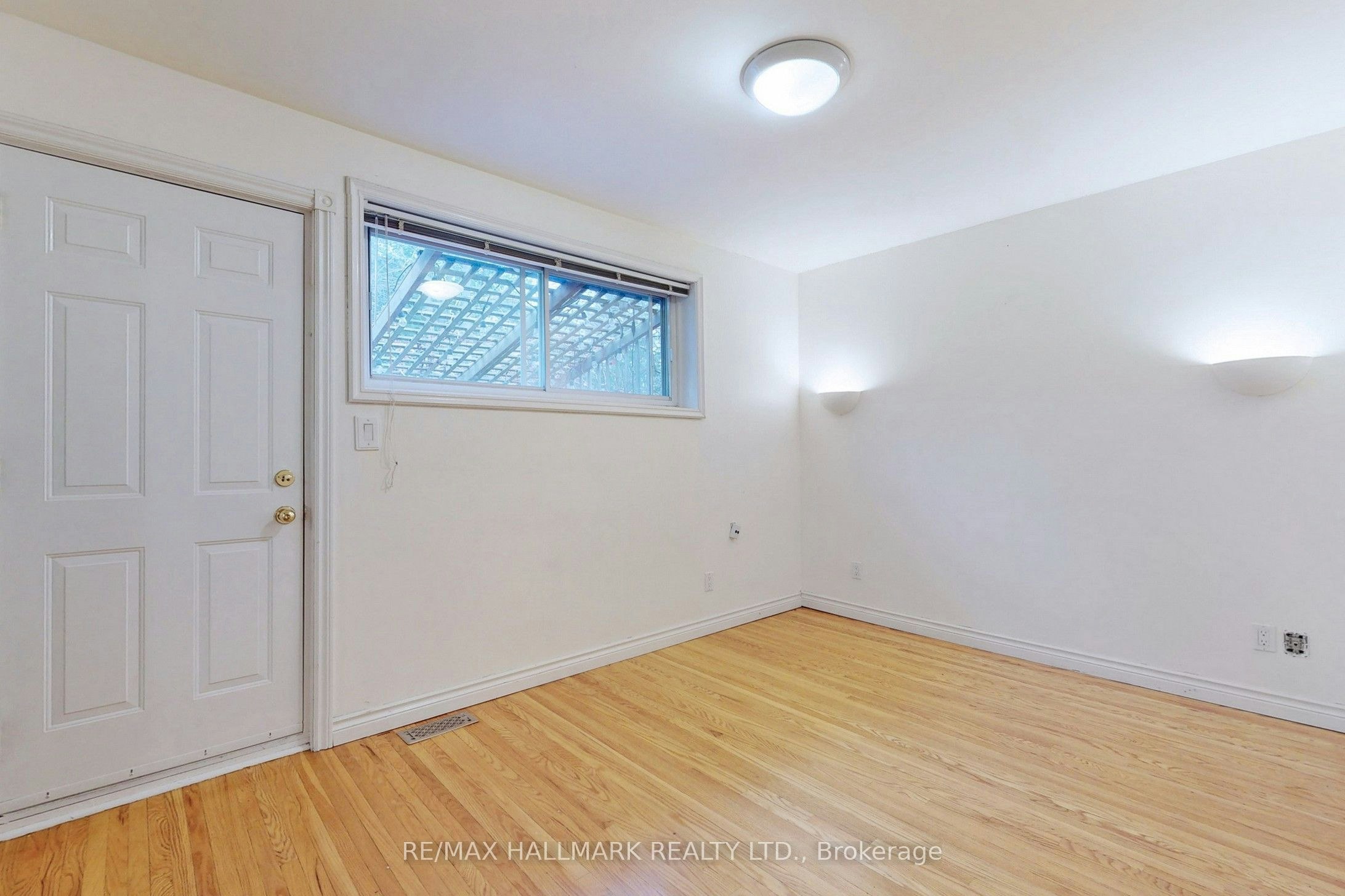 16 Knowles Crescent, Aurora, ON, L4G 1Z7 - 13