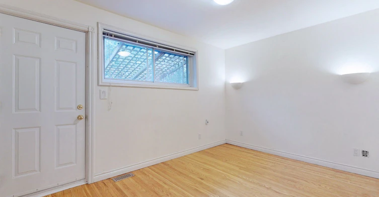 16 Knowles Crescent, Aurora, ON, L4G 1Z7 - 13